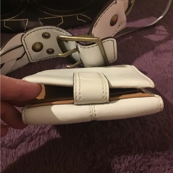 Vintage EUC White Leather Soho Pleated Leather Coach Bifold Wallet - Picture 16 of 16